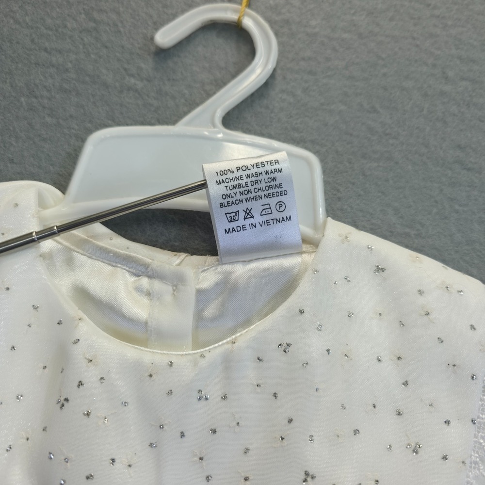 Unik Baby White Dress with Red Roses Size 2‎ NWT - Picture 2 of 5